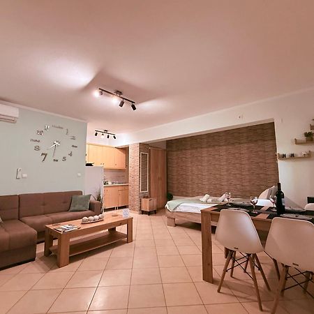 Eleni Studio Apartment Preveza Exterior foto